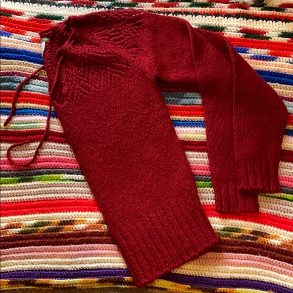 Sweater - Picture 2 of 7